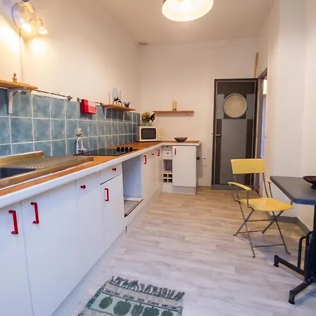 Maison Confortable A Avec Jardin Cloture