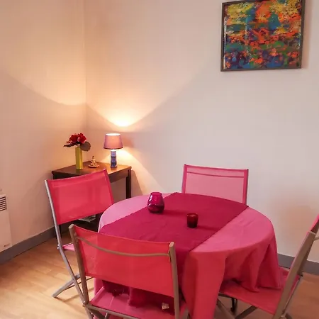 Maison Confortable A Avec Jardin Cloture Casa vacanze Montreuil (Seine-Saint-Denis)